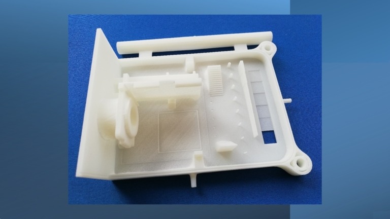 Selektives Formteil-Lasersintern mit Polyamid 11 Additive Fertigung Anforderungen